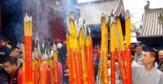 從一名農(nóng)民到全國(guó)勞動(dòng)模范 賽福丁·伊斯熱依力的工匠之路